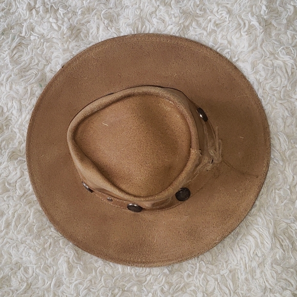 Minnetonka The Outback Leather Hat Buffalo Nickel Detail LightTan Small - Picture 2 of 13